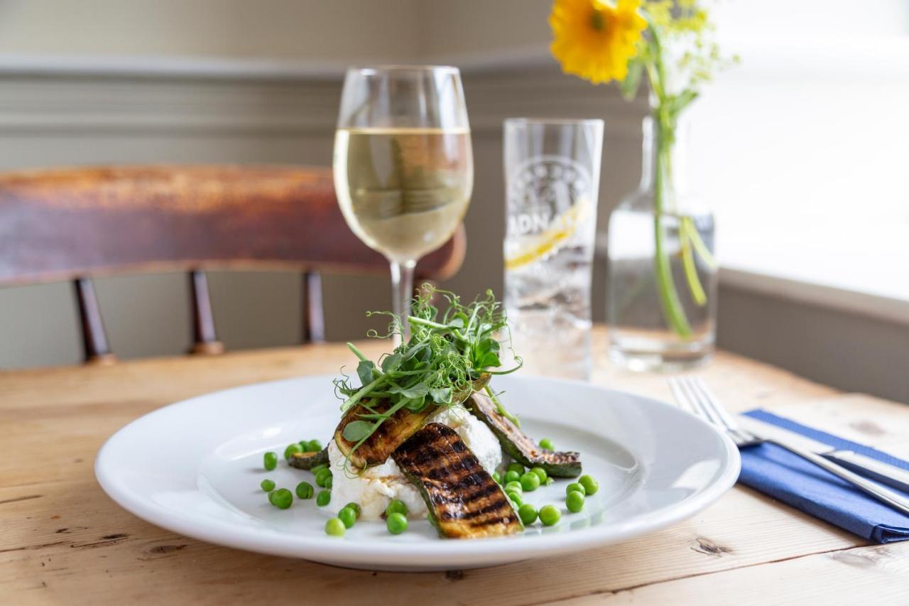 Five Bells Inn, Wrentham エクステリア 写真